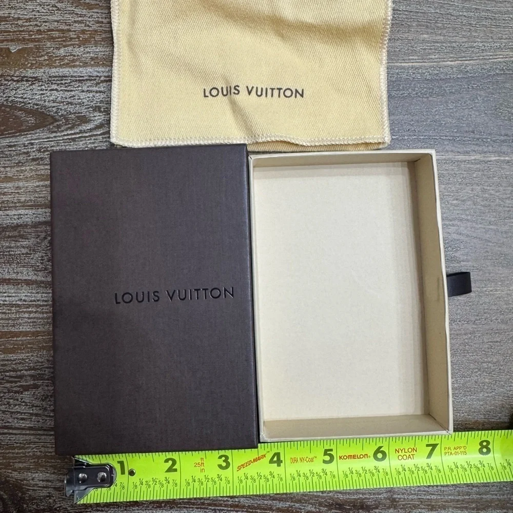Louis Vuitton louis vuitton